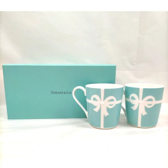 TIFFANY & CO. Bow Ribbon Bone China Blue Mug Cup 2pcs Set in Gift Box from Japan - Picture 3 of 8